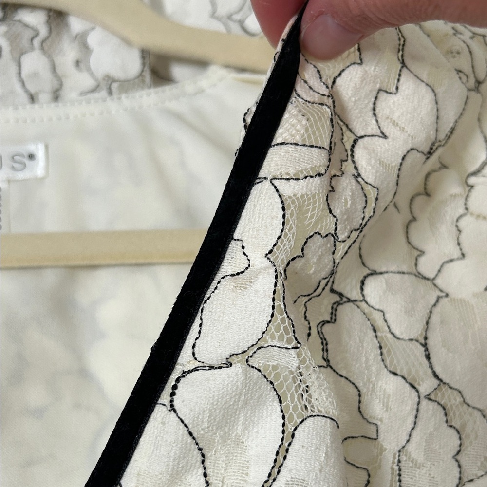 VENUS Ivory Floral Lace Blouse Velvet Trim High Low Bell Sleeves Size 20 Boho - Picture 14 of 16